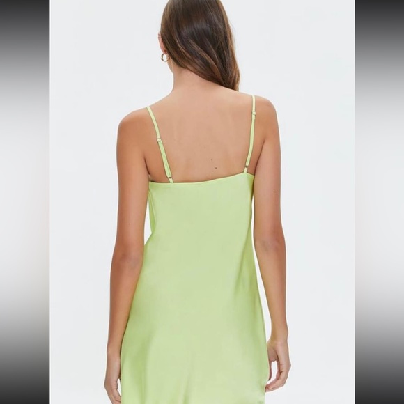 Forever 21 Dresses & Skirts - Forever 21 Wild Lime Bodycon Satin Dress